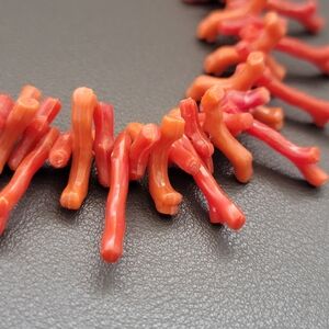 Vintage Faux Coral Branch Necklace Mediterranean Seaside Revival
